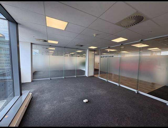 625M² OFFICE TO LET IN CAPE TOWN CITY CENTRE
